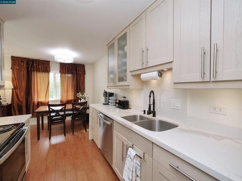 20-2180 Geary Rd, Pleasant Hill, CA, 94523-4560 | Card Image