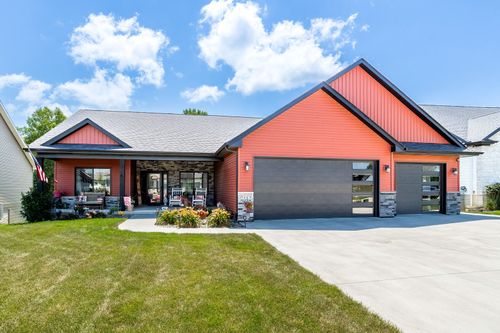7113 Spring Creek Dr, Bettendorf, IA, 52722-6595 | Card Image