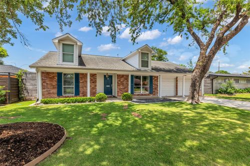 1819 Mill Creek Dr, Houston, TX, 77008-1129 | Card Image