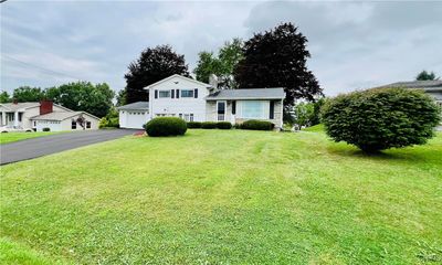 135 Overlook Drive, House other with 3 bedrooms, 2 bathrooms and null parking in Horseheads NY | Image 2