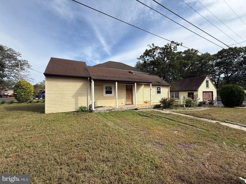 202 Morris Blvd, Toms River, NJ, 08753-7142 | Card Image