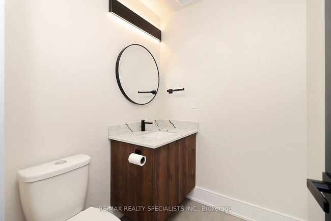 1046 Roosevelt Rd, House attached with 5 bedrooms, 6 bathrooms and 2 parking in Mississauga ON | Image 11