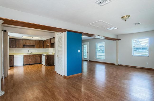 exe. office | Image 30