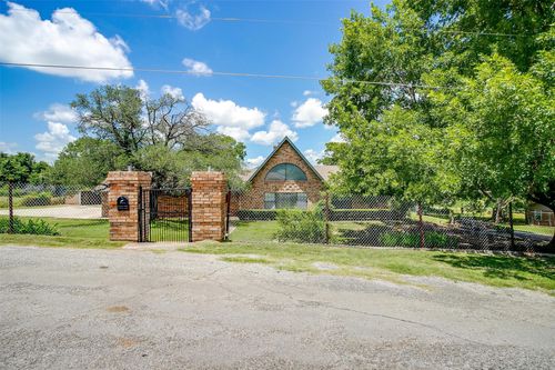 124 Candleridge Ct, Weatherford, TX, 76087-9224 | Card Image