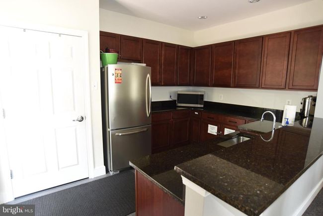 APT-206 - 10275 Fountain Cir, Condo with 2 bedrooms, 2 bathrooms and null parking in MANASSAS VA | Image 38