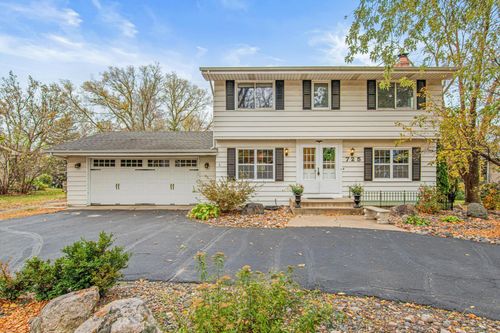 725 Pineview Ln N, Plymouth, MN, 55441-5768 | Card Image