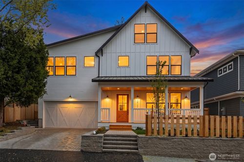20134 23rd Ave Nw, Shoreline, WA, 98177-2324 | Card Image