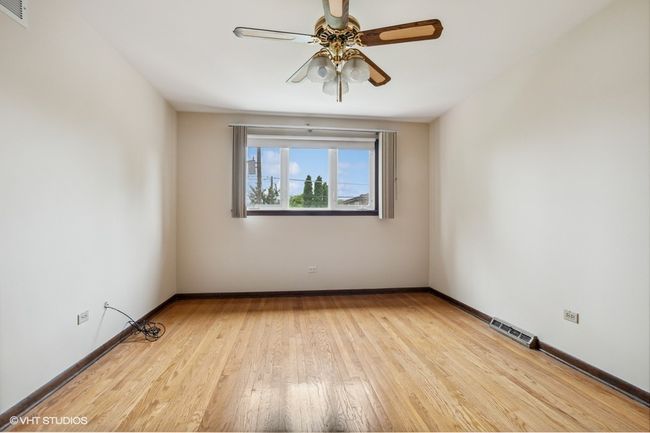 9133 Moody Ave, House other with 3 bedrooms, 2 bathrooms and 2 parking in Oak Lawn IL | Image 9