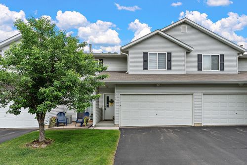 2008 Parkway Ave, Shakopee, MN, 55379-4330 | Card Image