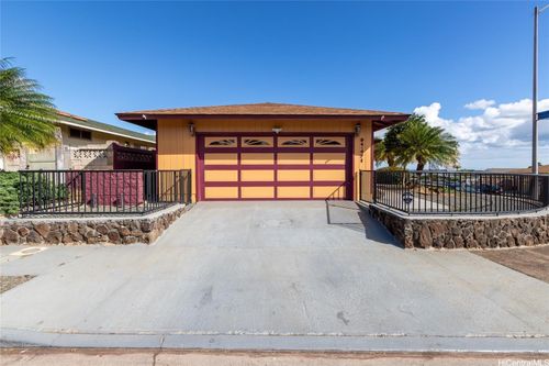 94-471 Palai St, Waipahu, HI, 96797-1268 | Card Image