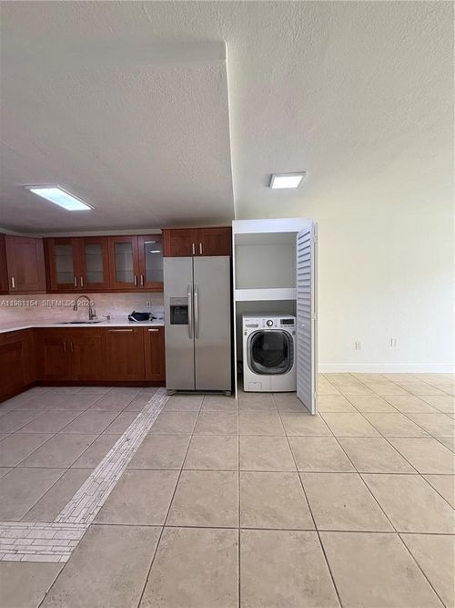 apt-102-5020 Nw 79th Ave, Doral, FL, 33166-4722 | Card Image