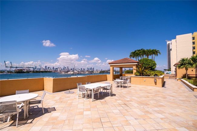 APT-1012 - 90 Alton Rd, Condo with 2 bedrooms, 2 bathrooms and null parking in Miami Beach FL | Image 26