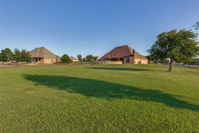 1201 Rollie Michael Ln, House other with 3 bedrooms, 3 bathrooms and null parking in Fort Worth TX | Image 25