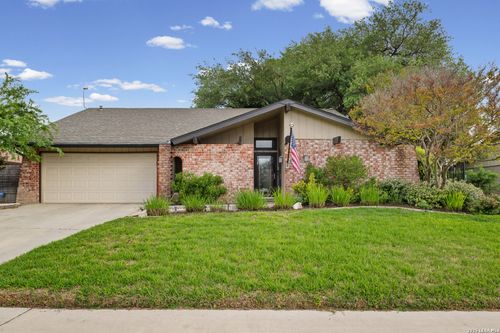 8419 Athenian, Universal City, TX, 78148 | Card Image