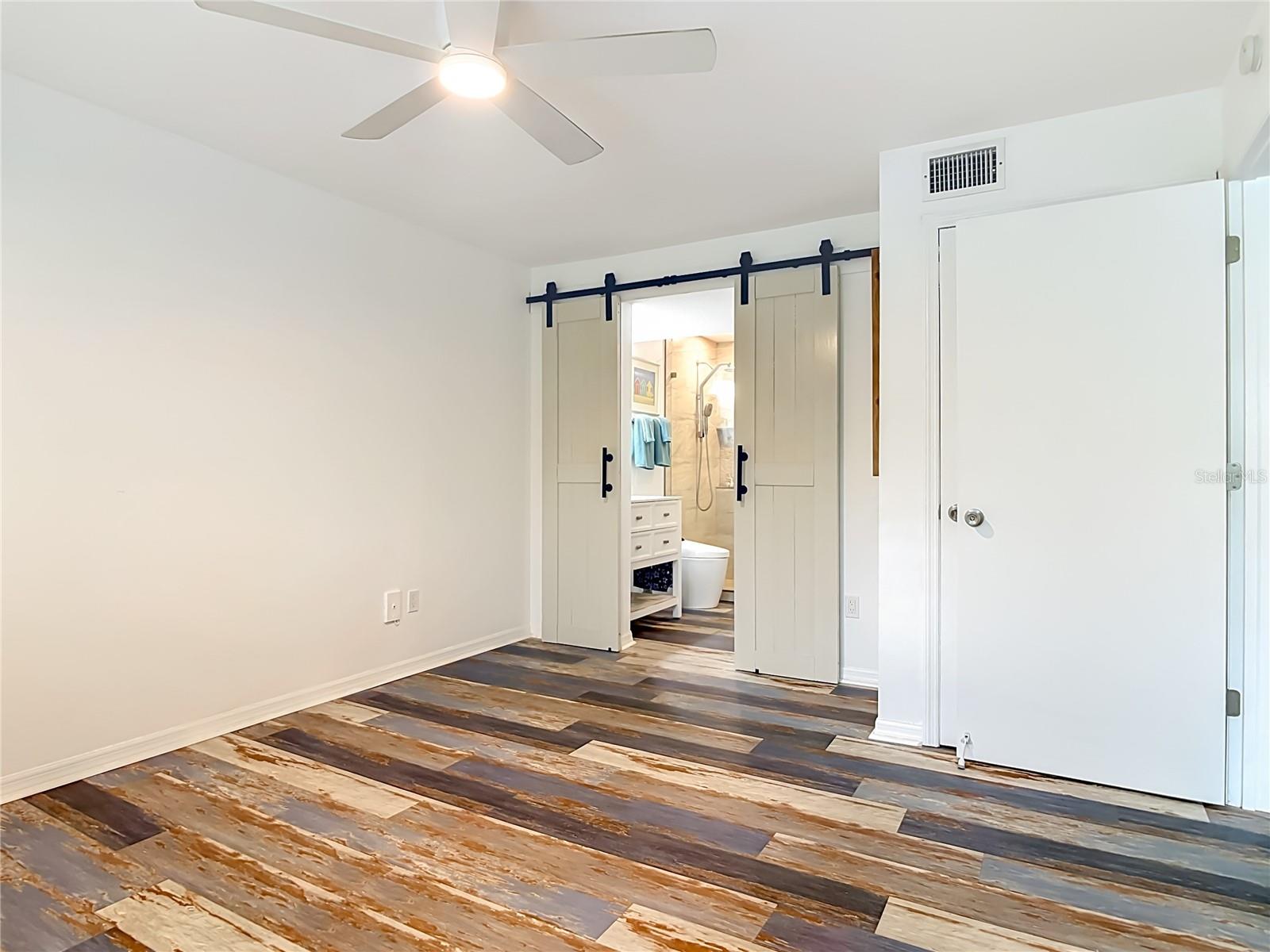 Residential in DAYTONA BEACH 4