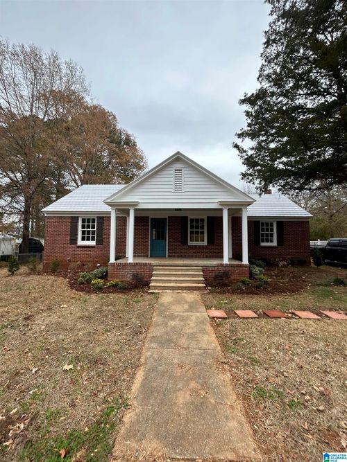 127 Meadow Ln, TRUSSVILLE, AL, 35173-1312 | Card Image