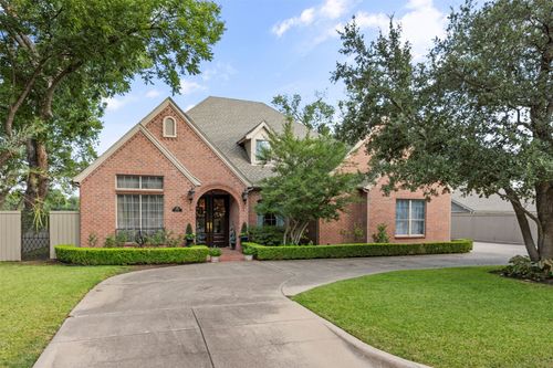 6909 Bal Lake Dr, Fort Worth, TX, 76116-8017 | Card Image