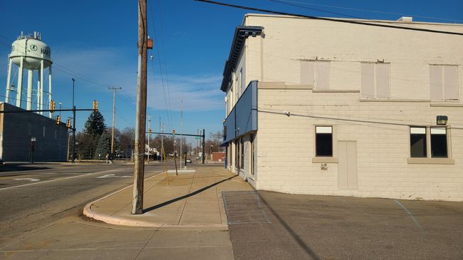 2 E Main St, Home with 0 bedrooms, 1 bathrooms and null parking in Hartford MI | Image 33