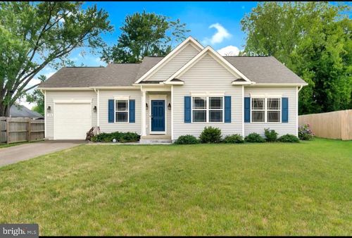 106 Ridgeway St, Fredericksburg, VA, 22401-2256 | Card Image