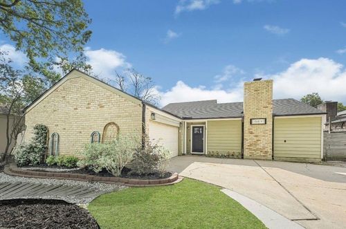 15819 Seven Springs Dr, Houston, TX, 77084-2937 | Card Image