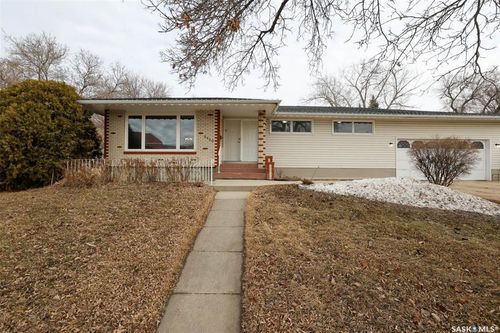 5450 Sherwood Dr, Regina, SK, S4R5M3 | Card Image