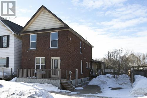 651 Queen St W, Sault Ste. Marie, ON, P6A1B1 | Card Image