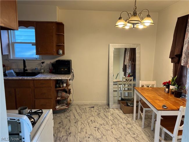 320 E 200 Th St, House other with 3 bedrooms, 1 bathrooms and null parking in Euclid OH | Image 14