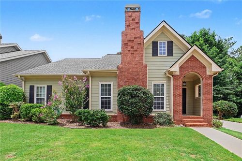215 Pickets Row, Peachtree City, GA, 30269-4258 | Card Image