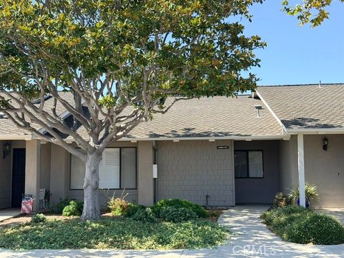 813b-8566 Larkhall Circle, Huntington Beach, CA, 92646 | Card Image