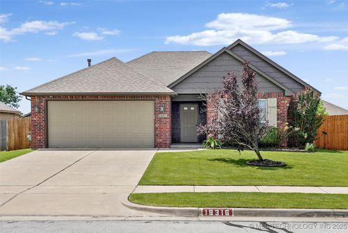 18316 42nd Pl, Tulsa, OK, 74134-5944 | Card Image