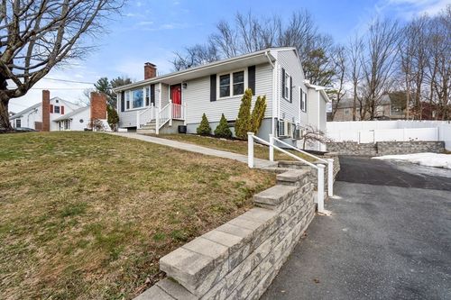 38 Irving Dr, Walpole, MA, 02081-2412 | Card Image
