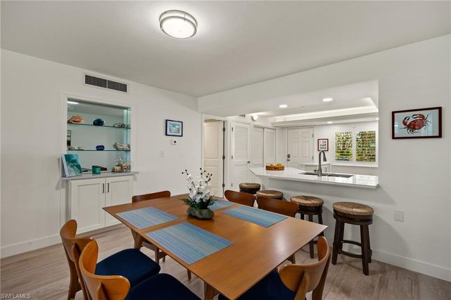 Dining Area | Image 9