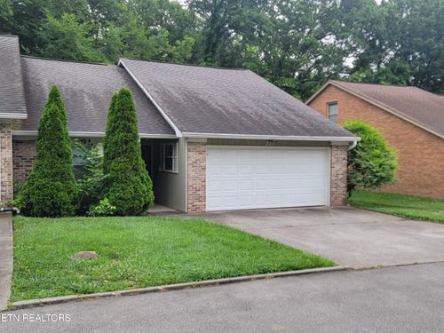 237 Camelot Ct, Knoxville, TN, 37922-2084 | Card Image