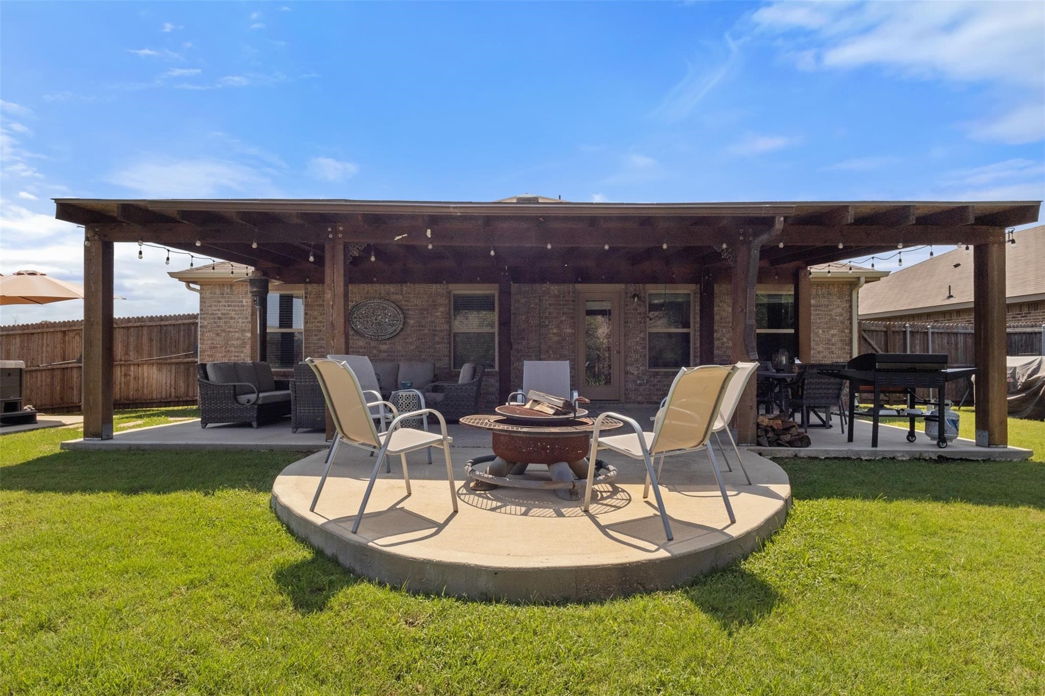 Residential Lease in Fate 5