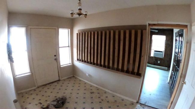144 N Jeffus St, House other with 4 bedrooms, 1 bathrooms and 1 parking in Deport TX | Image 9