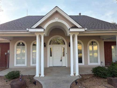 73 Oak Hill Cir, Brownwood, TX, 76801-8785 | Card Image