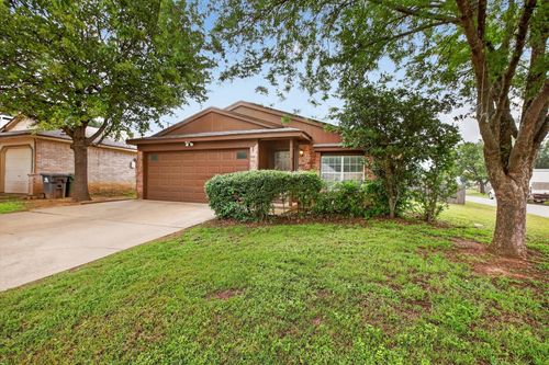5009 Stage West Drive, Arlington, TX, 76017 | Card Image