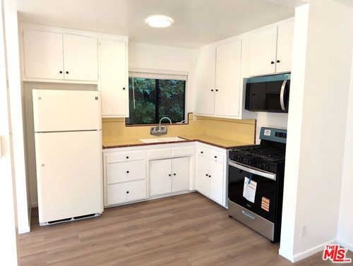 4-422 Arnaz Drive, Los Angeles, CA, 90048 | Card Image