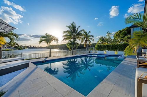 226 Sw 180th Ave, Pembroke Pines, FL, 33029-3901 | Card Image