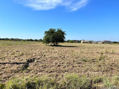 148 Colt Trl, Natalia, TX, 78059-2088 | Card Image