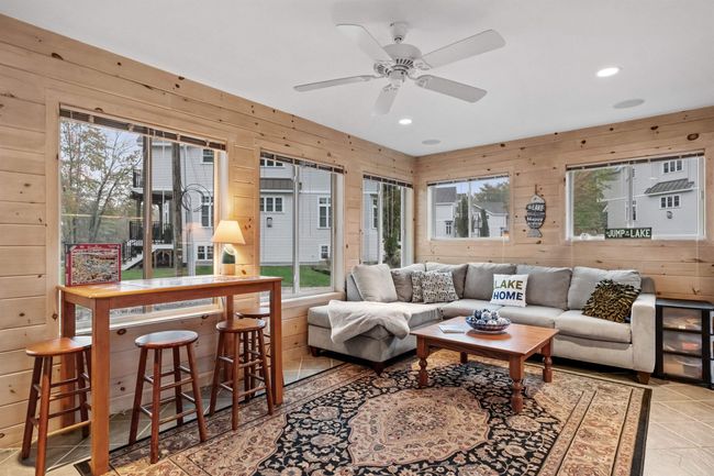 18 - 28 Island Dr, Condo with 4 bedrooms, 3 bathrooms and null parking in Laconia NH | Image 7