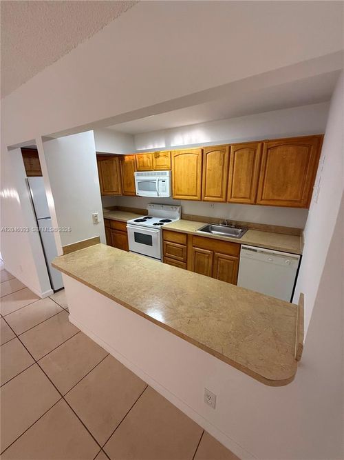306c-455 S Pine Island Rd, Plantation, FL, 33324-3173 | Card Image