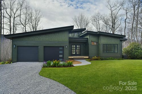 80 Sharon Rd, Fairview, NC, 28730-8789 | Card Image