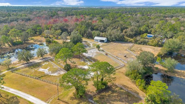 2140 W State Road 46, House other with 1 bedrooms, 2 bathrooms and null parking in GENEVA FL | Image 61
