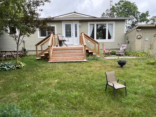 10 Lakeside Dr, Consecon, ON, K0K1T0 | Card Image