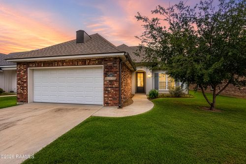 306 Adry Ln, Youngsville, LA, 70592-6781 | Card Image
