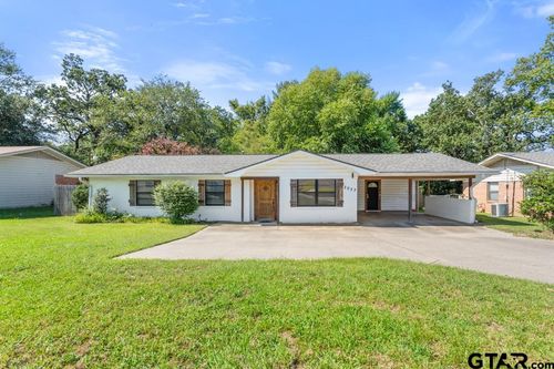 2033 Old Omen Rd, Tyler, TX, 75701-6236 | Card Image