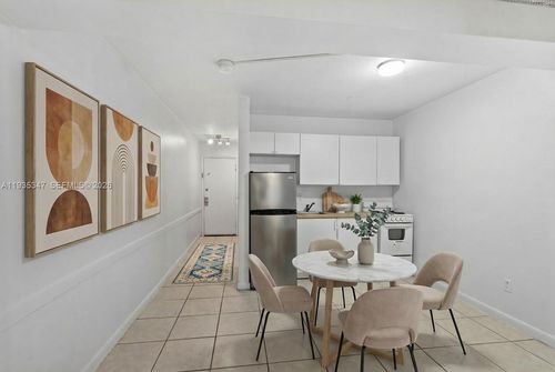 apt-203-318 Majorca Ave, Coral Gables, FL, 33134-4268 | Card Image