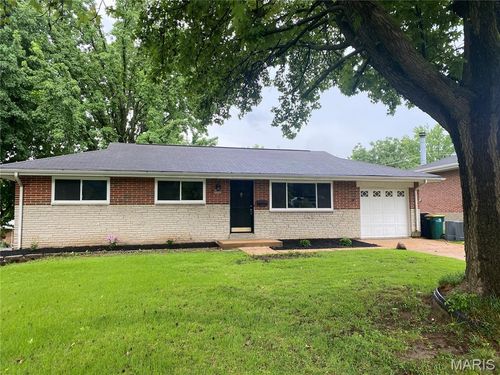 922 Everglade Ct, Saint Louis, MO, 63137-2917 | Card Image