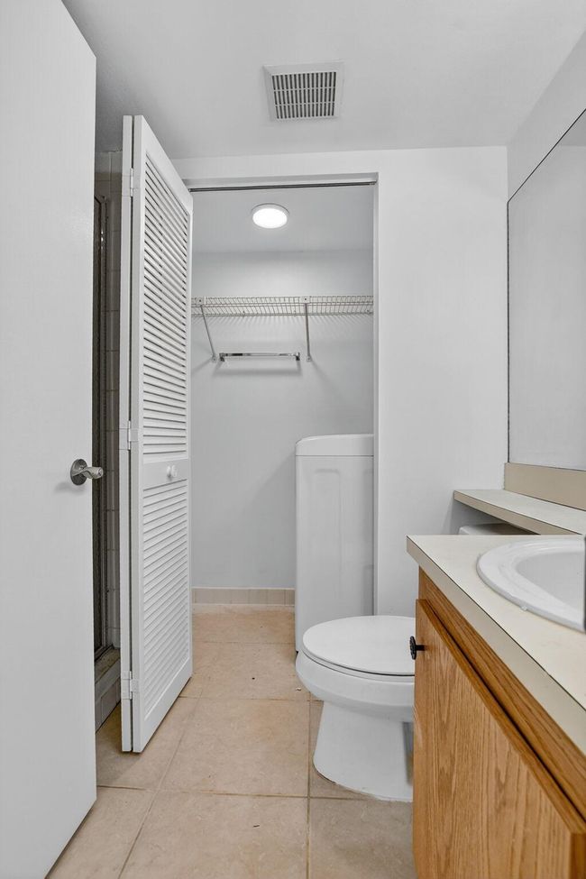 APT-19D - 1010 Ne 8 Th Ave, Condo with 2 bedrooms, 2 bathrooms and null parking in Delray Beach FL | Image 15